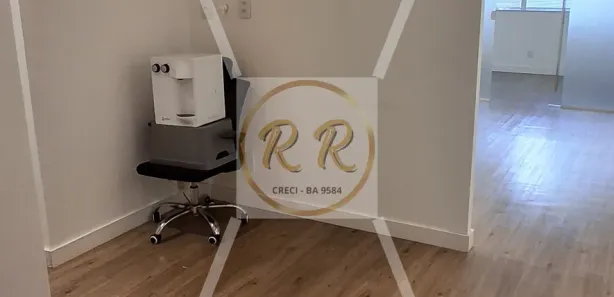 Sala Comercial com 3 Quartos para venda ou aluguel, 34m² no Pituba, Salvador