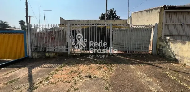 Casa com 4 Quartos à venda, 350m² no Taguatinga Norte, Brasília