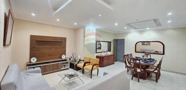 Casa com 4 Quartos à venda, 404m² no Nossa Senhora das Graças, Manaus