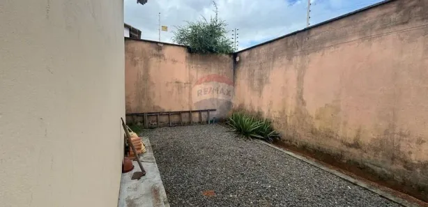 Casa com 3 Quartos à venda, 100m² no Loteamento Jardim Boa Sorte, Araguaína
