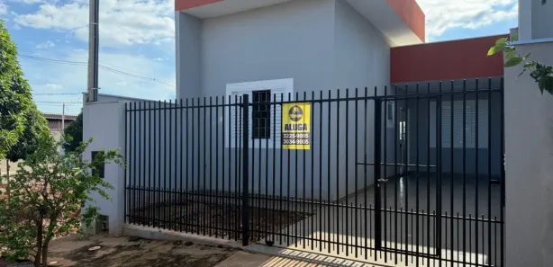 Casa com 3 Quartos para alugar, 80m² no Loteamento Ernesto Rossato, Marialva
