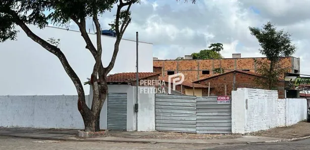 Lote/Terreno à venda, 425m² no Centro, Barreirinhas