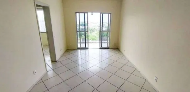 Apartamento com 3 Quartos para alugar, 84m² no Tanque, Rio de Janeiro