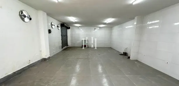 Galpão/Depósito/Armazém para alugar, 52m² no Jacarepaguá, Rio de Janeiro