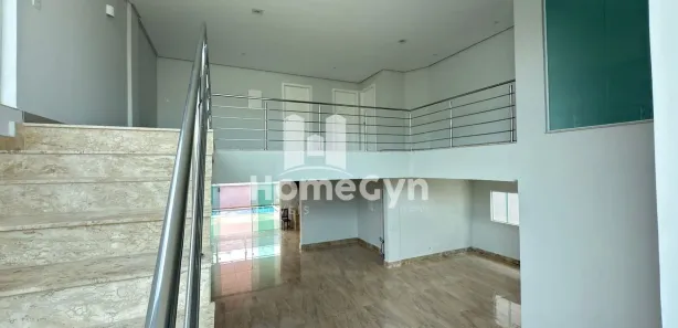 Sobrado com 4 Quartos para alugar, 387m² no Jardins Valência, Goiânia