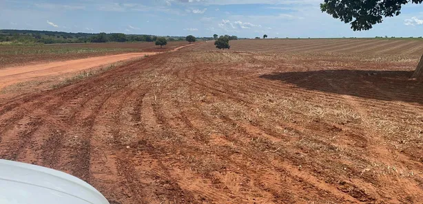 Fazenda/Sítio à venda, 1597200m² no zona rural, 