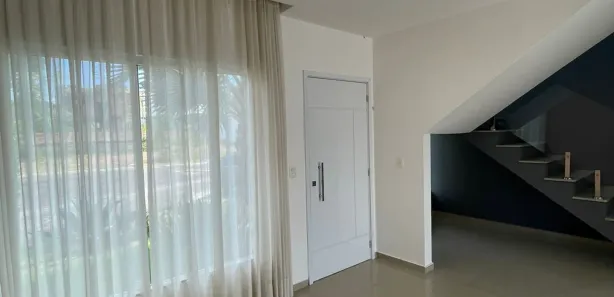 Casa de Condomínio com 3 Quartos para alugar, 300m² no Ponta Negra, Manaus