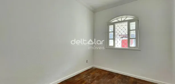 Casa com 2 Quartos para alugar, 90m² no Heliópolis, Belo Horizonte