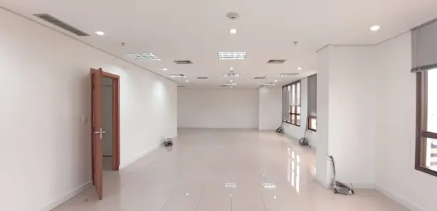 Sala Comercial para alugar, 326m² no Adrianópolis, Manaus