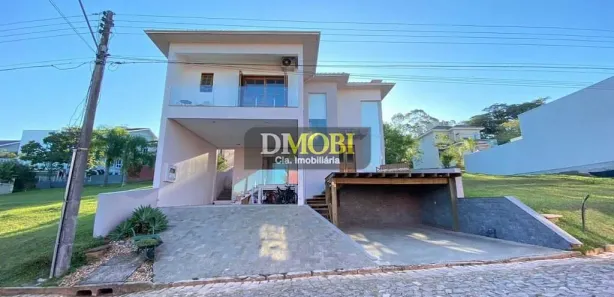 Sobrado com 3 Quartos para alugar, 270m² no Jansen, Gravataí