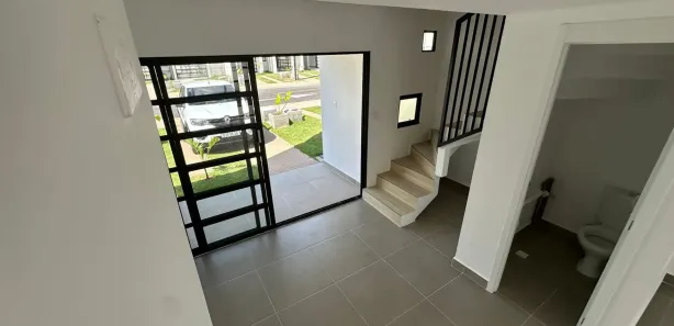 Casa de Condomínio com 2 Quartos para alugar, 60m² no Ponta Negra, Manaus