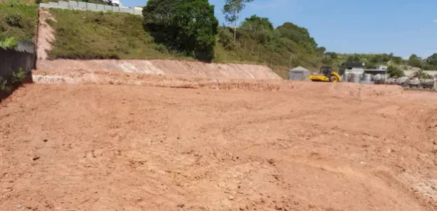 Galpão/Depósito/Armazém para venda ou aluguel, 2000m² no Parque Paraíso, Itapecerica da Serra