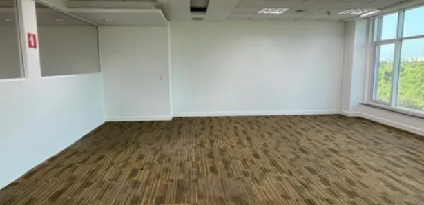 Sala Comercial para alugar, 556m² no Barra Olímpica, Rio de Janeiro