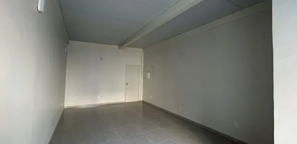 Sala Comercial para alugar, 34m² no Setor Habitacional Jardim Botânico, Brasília
