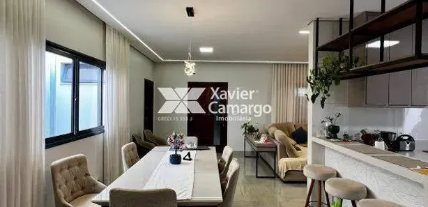 Casa com 4 Quartos à venda, 300m² no Centro, Santa Gertrudes