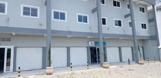 Ponto Comercial para alugar, 38m² no Jardim Caiçara, Cabo Frio