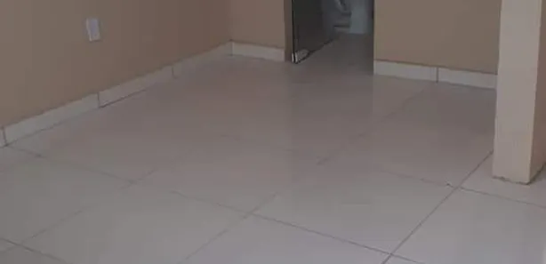 Kitnet com 1 Quarto para alugar, 18m² no Rocha Miranda, Rio de Janeiro