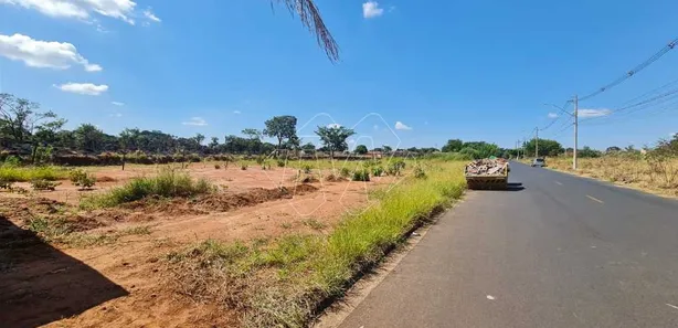 Lote/Terreno à venda, 557m² no Conjunto Habitacional Victório de Santi, Araraquara