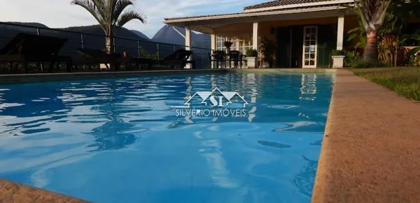 Casa de Condomínio com 6 Quartos para venda ou aluguel, 700m² no Cuiabá, Petrópolis