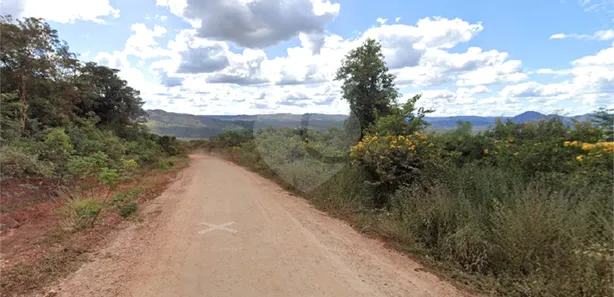 Lote/Terreno à venda, 100000m² no , Serro