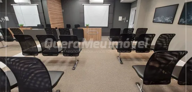 Sala Comercial à venda, 40m² no Panazzolo, Caxias do Sul