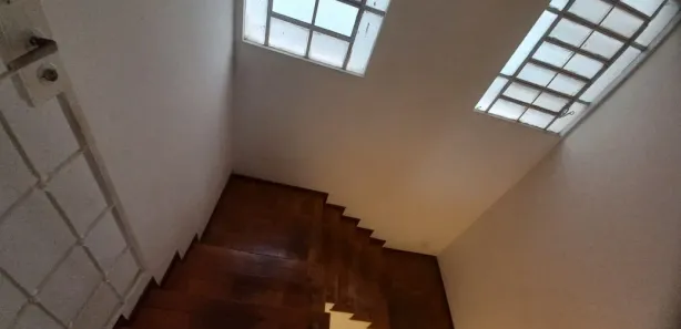 Ponto Comercial com 4 Quartos para alugar, 345m² no Funcionários, Belo Horizonte