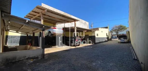Sala Comercial com 3 Quartos à venda, 650m² no Vila Jayara, Anápolis
