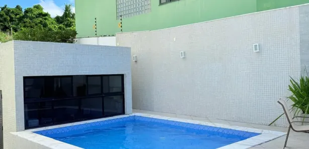 Apartamento com 3 Quartos para alugar, 142m² no Jardim Armação, Salvador