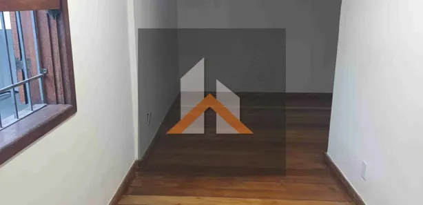 Casa com 3 Quartos para alugar, 200m² no Paraíso, Belo Horizonte