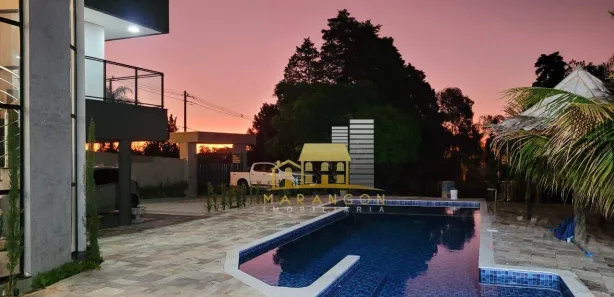 Casa de Condomínio com 5 Quartos para venda ou aluguel, 550m² no Reneville, Mairinque