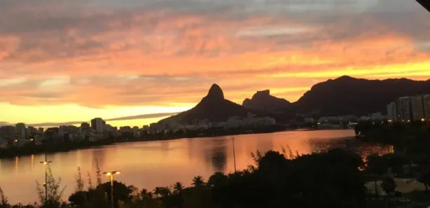 Apartamento com 4 Quartos para venda ou aluguel, 210m² no Lagoa, Rio de Janeiro