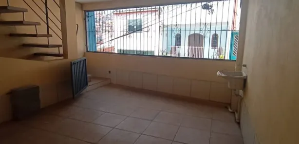 Sobrado com 1 Quarto à venda, 150m² no Jardim Elzinha, Carapicuíba