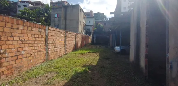 Lote/Terreno à venda, 330m² no Itapuã, Salvador