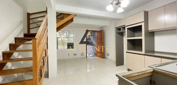 Sobrado com 2 Quartos à venda, 68m² no Jardim Eldorado, Caxias do Sul