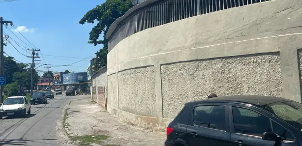 Galpão/Depósito/Armazém para alugar, 1600m² no Realengo, Rio de Janeiro