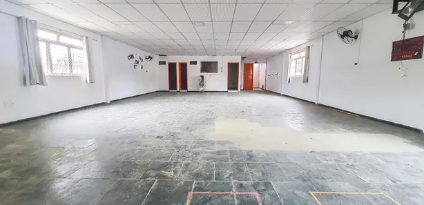 Sala Comercial para alugar, 460m² no Vale do Jatobá (Barreiro), Belo Horizonte