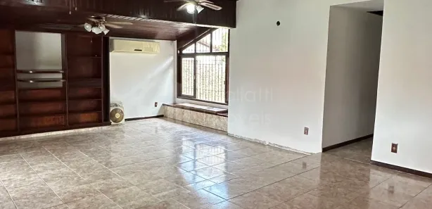 Casa com 4 Quartos para alugar, 227m² no Centro (Iguabinha), Araruama