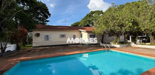 Fazenda/Sítio com 4 Quartos à venda, 611m² no Centro, Piratininga