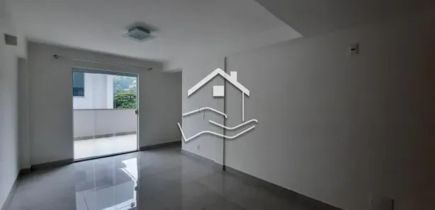 Apartamento com 2 Quartos para alugar, 59m² no Nogueira, Petrópolis