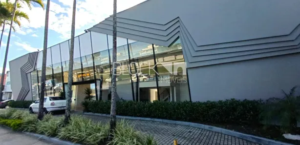 Galpão/Depósito/Armazém para alugar, 741m² no Recreio dos Bandeirantes, Rio de Janeiro