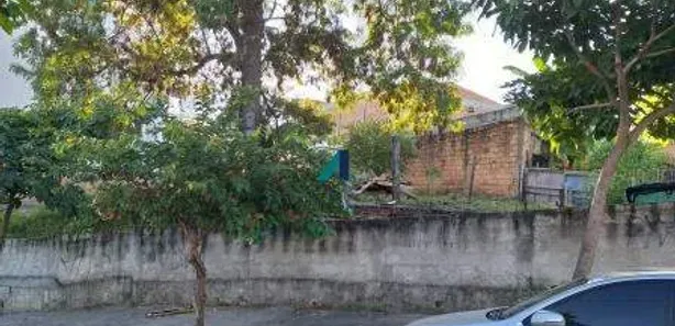 Lote/Terreno com 1 Quarto para alugar, 2300m² no Heliópolis, Belo Horizonte
