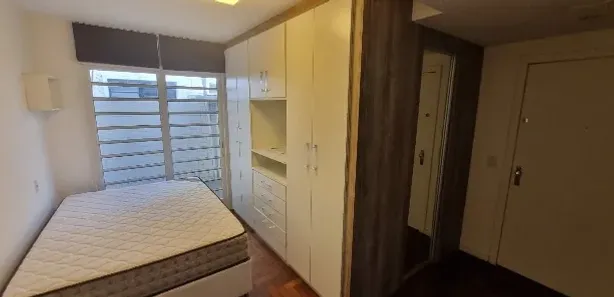 Kitnet com 1 Quarto para alugar, 35m² no Bom Fim, Porto Alegre