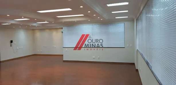 Sala Comercial para alugar, 130m² no Santa Efigênia, Belo Horizonte