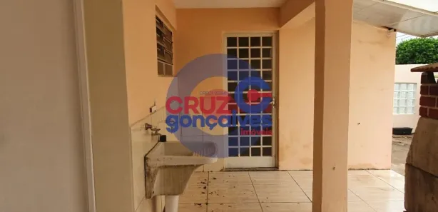 Casa com 3 Quartos para venda ou aluguel, 200m² no Vila Indaiá, Rio Claro