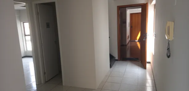 Sala Comercial para alugar, 119m² no Santa Efigênia, Belo Horizonte