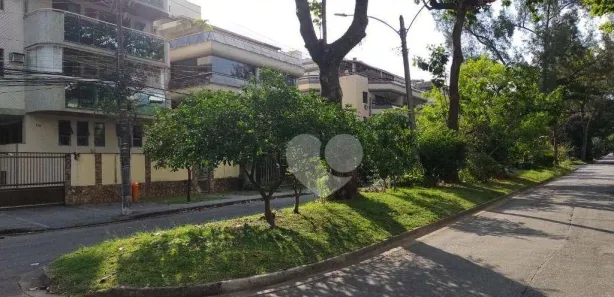 Lote/Terreno à venda, 595m² no Recreio dos Bandeirantes, Rio de Janeiro