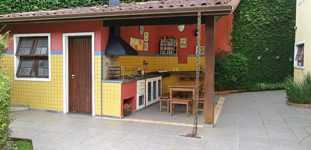 Casa de Condomínio com 3 Quartos à venda, 290m² no Chácara dos Lagos, Carapicuíba