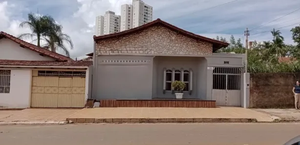 Sala Comercial com 1 Quarto à venda, 171m² no Jundiaí, Anápolis