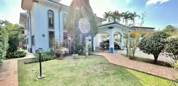 Fazenda/Sítio com 6 Quartos à venda, 529m² no Chácara Vale do Rio Cotia, Carapicuíba