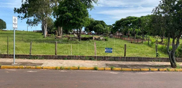 Lote/Terreno à venda, 575m² no Dois Córregos, Dois Córregos